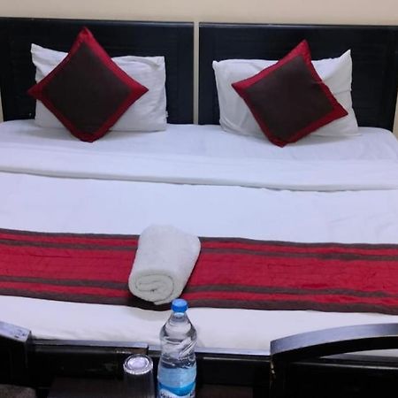 Hotel Marigold New Delhi Bagian luar foto
