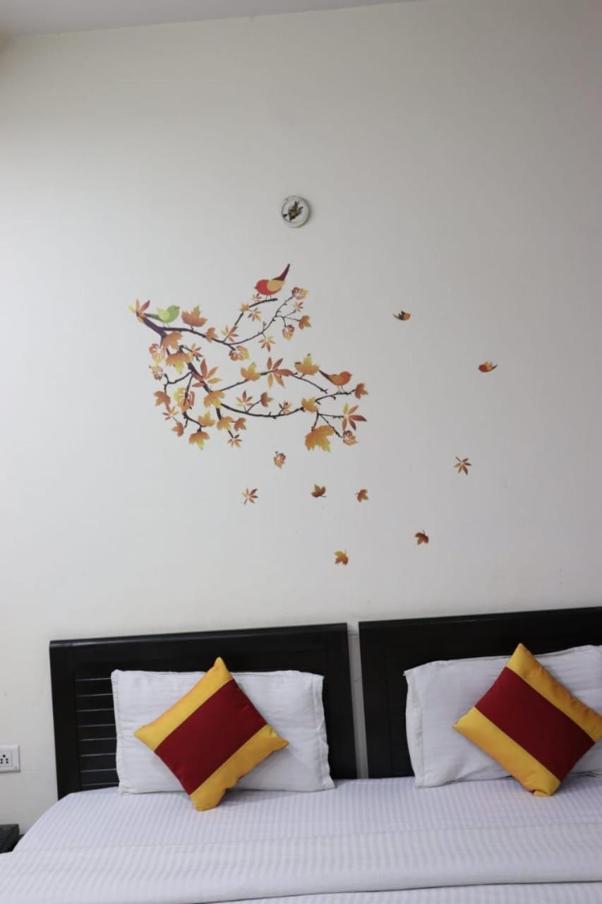 Hotel Marigold New Delhi Bagian luar foto