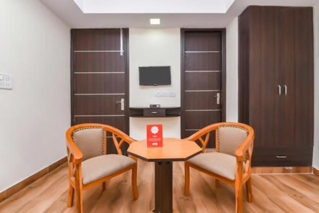 Hotel Marigold New Delhi Bagian luar foto