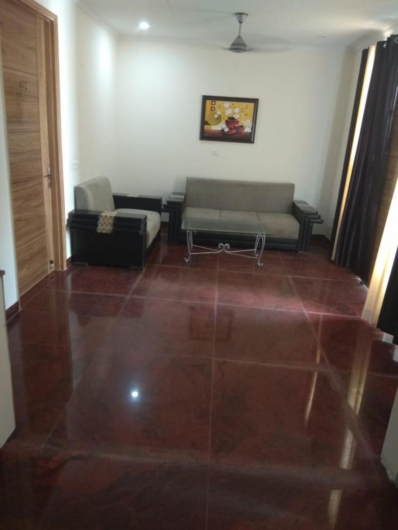 Hotel Marigold New Delhi Bagian luar foto
