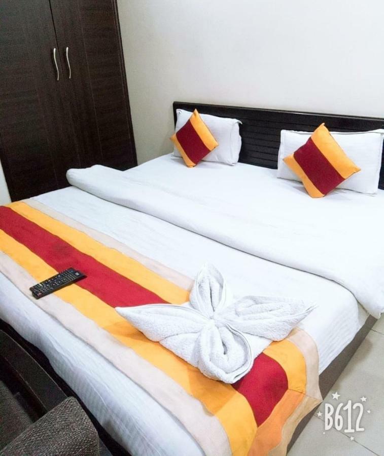 Hotel Marigold New Delhi Bagian luar foto